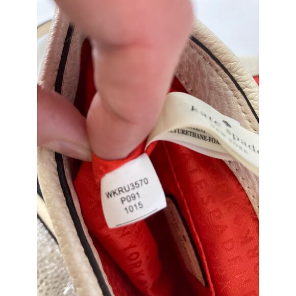 KATE SPADE,SMALL IVORY PEBBLED LEATHER QUILTED CROSSOBODY - Picture 12 of 16